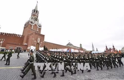 Điện Kremlin bác thông tin Nga giảm 20% chi tiêu quốc phòng ảnh 1