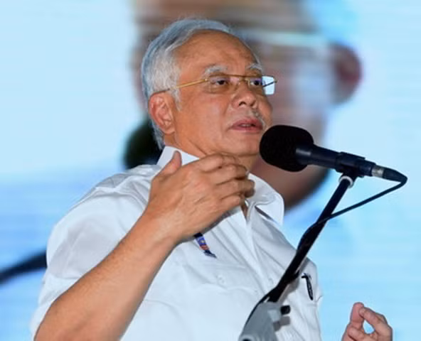 Bầu cử Malaysia: Cầm quyền và đối lập đều tự tin chiến thắng ảnh 1