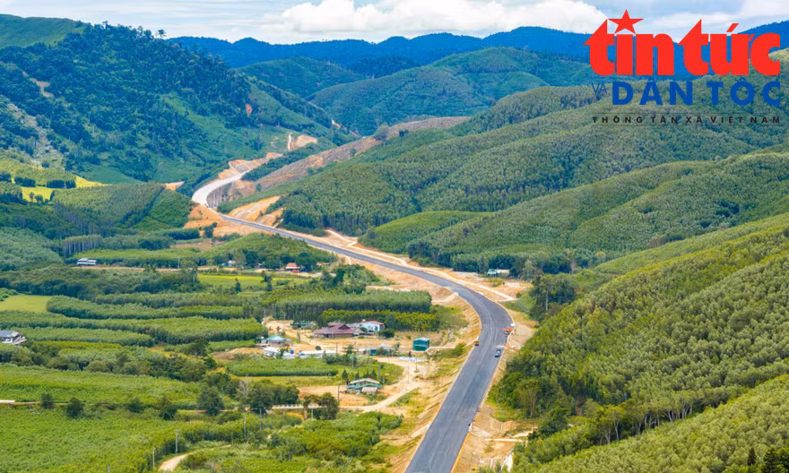 Hình ảnh cao tốc Khánh Hòa - Buôn Ma Thuột dự kiến thông xe vào cuối năm 2026