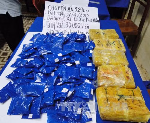 Bắt 2 đối tượng vận chuyển lượng ma tuý khủng từ Lào về Việt Nam ảnh 1