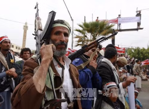 Houthi đồng ý đối thoại nếu liên quân ngừng không kích ảnh 1