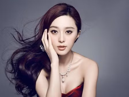Phạm Băng Băng kiếm 'bội' tiền nhất năm thứ 3 liên tiếp ảnh 1
