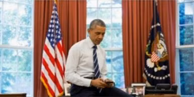 Ông Obama lần đầu tiên 'tweet', triệu người 'theo' ảnh 1