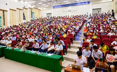 Tiếp lửa Khởi nghiệp cho hơn 700 sinh viên nông nghiệp ảnh 1