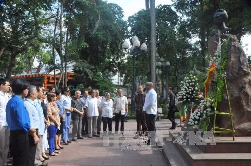 Tưởng nhớ anh hùng dân tộc Cuba José Martí tại Hà Nội ảnh 1
