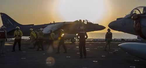 Lý do 5 quốc gia Arập hỗ trợ Mỹ không kích IS tại Syria ảnh 1