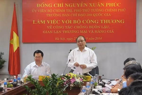 Phó Thủ tướng Nguyễn Xuân Phúc chỉ đạo chống buôn lậu ảnh 1
