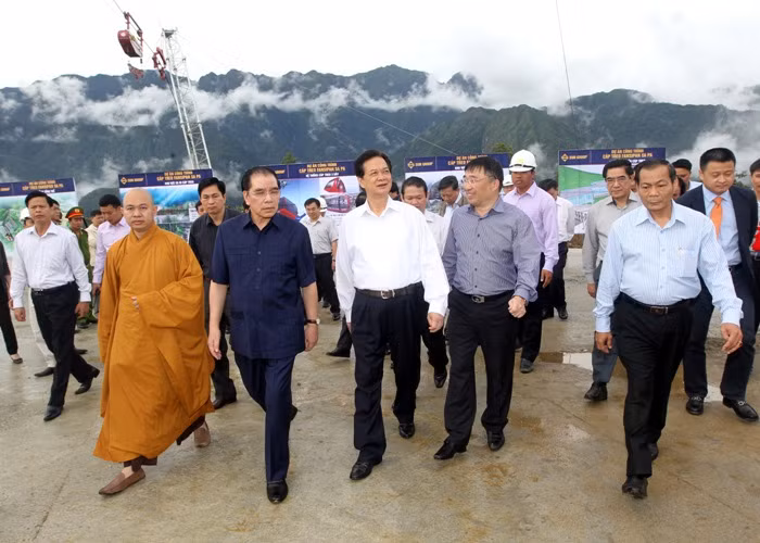 Thủ tướng Nguyễn Tấn Dũng làm việc với lãnh đạo Lào Cai ảnh 1