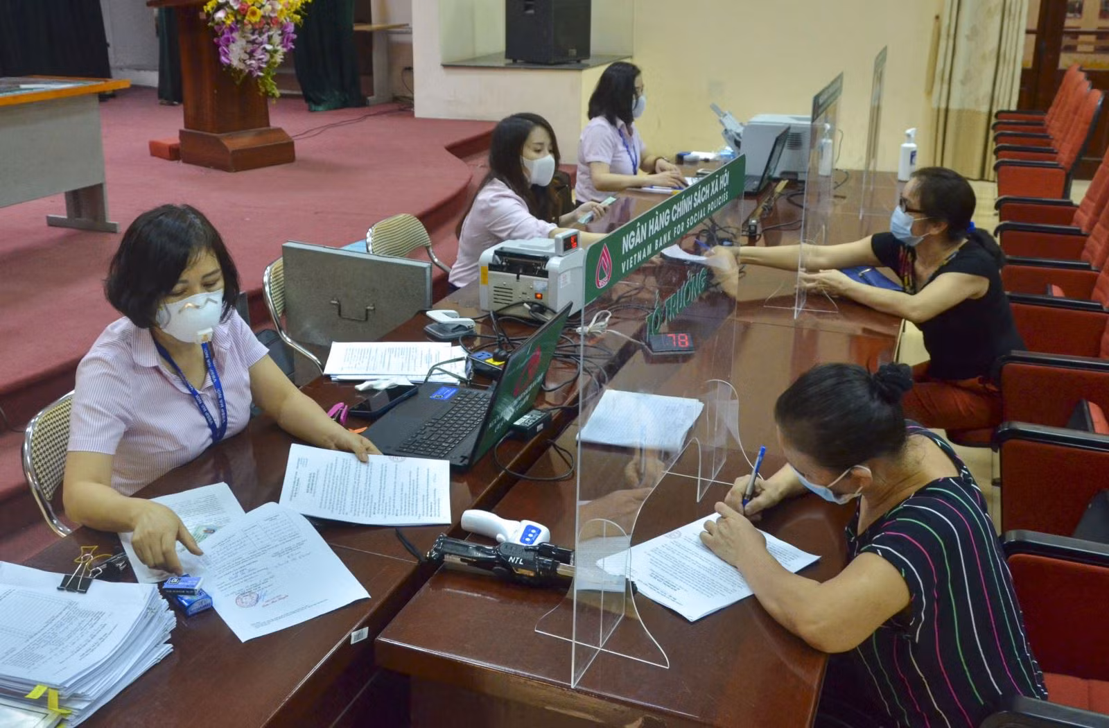 Chú thích ảnh