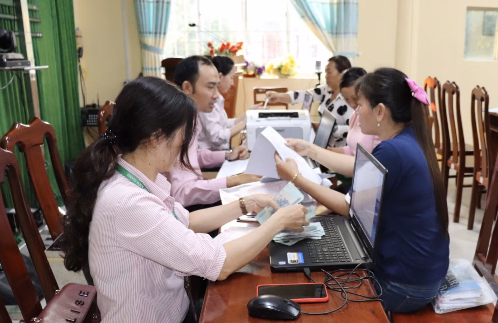 Chú thích ảnh