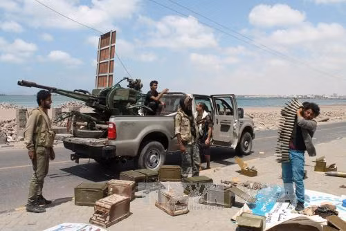 Phiến quân Houthi thả nhiều tướng Yemen ảnh 1
