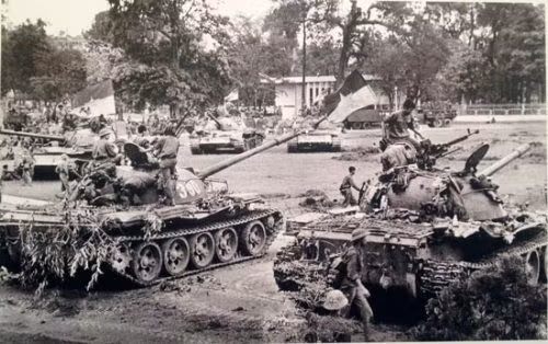 Triển lãm ảnh "Đường xuân chiến dịch 1975" ảnh 1