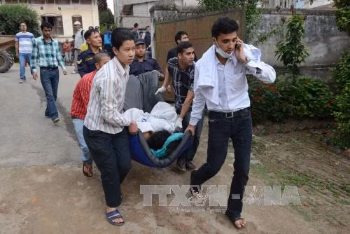 Động đất tại Nepal: Gần 1.500 người thiệt mạng, hàng nghìn người bị thương ảnh 2