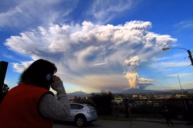 Núi lửa phun trào như ngày tận thế ở Chile ảnh 7