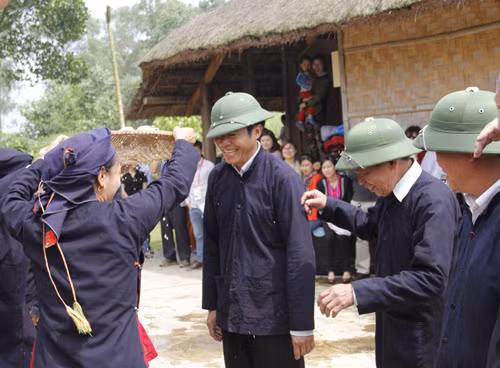 Lễ đặt gánh của đồng bào Sán Chay ảnh 4