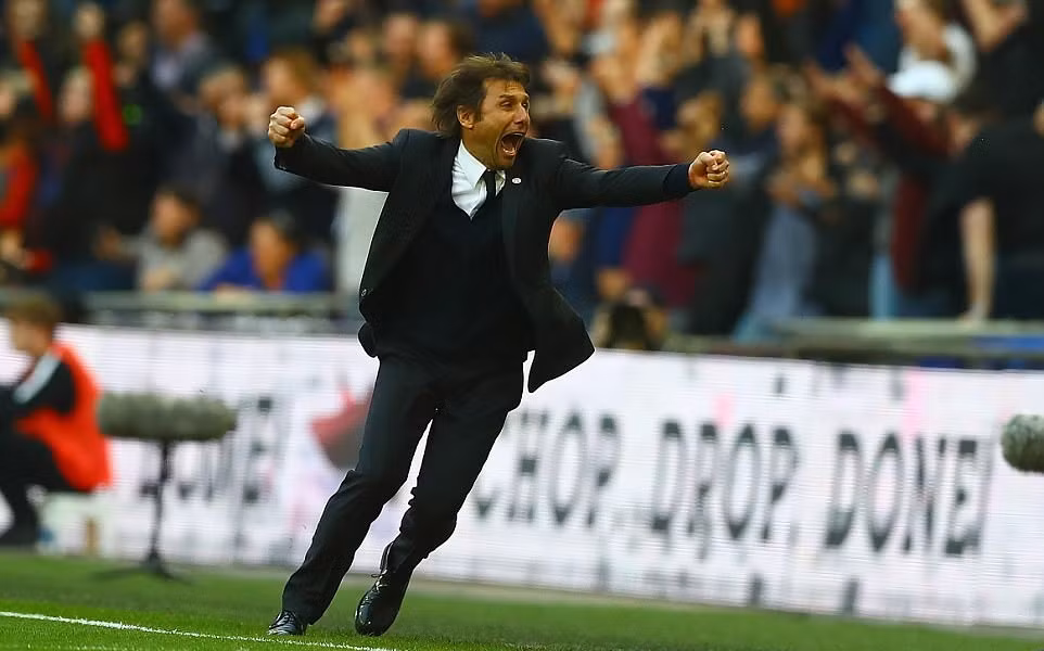Chelsea khuất phục kẻ bám đuổi Tottenham ảnh 4