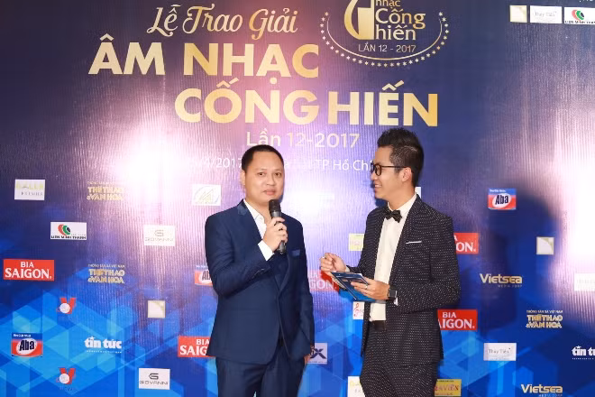 Giải thưởng âm nhạc Cống hiến: Khắc Hưng giành cú đúp, 'Ông bà anh' và Sing My Song nhận giải xứng đáng ảnh 5