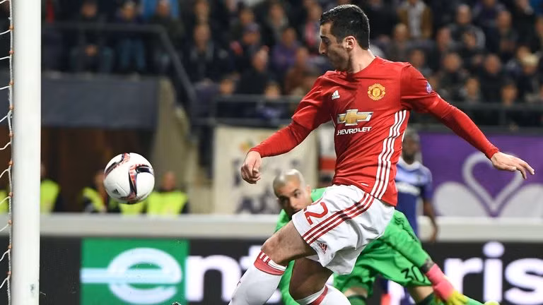 Khó cản ‘Quỷ đỏ’ giành vé vào bán kết Europa League ảnh 2
