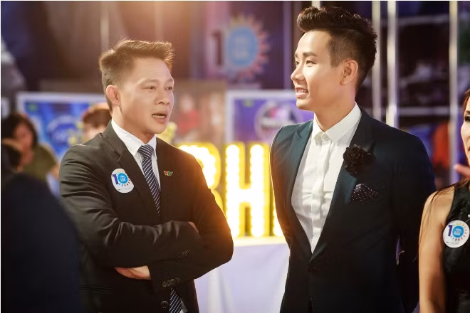 MC Nguyên Khang hội ngộ Diễm Quỳnh, tình tứ với Phí Thùy Linh tại lễ kỷ niệm 10 năm VTV6 ảnh 6