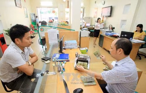 Cẩn trọng 'mắc bẫy' lãi vay tiêu dùng ảnh 1