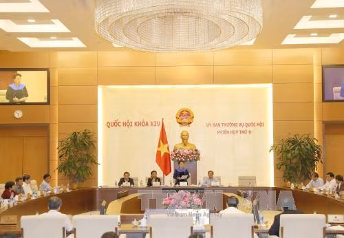 Bế mạc Phiên họp thứ 9, Ủy ban Thường vụ Quốc hội khóa XIV ảnh 2