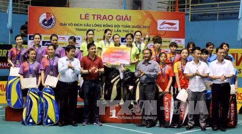 HCV cầu lông Cúp Li-ning thuộc về đội nam Hà Nội và nữ Bắc Giang ảnh 1