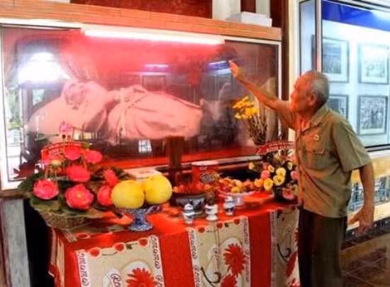 Bác Hồ trong tâm những người lính già ảnh 1