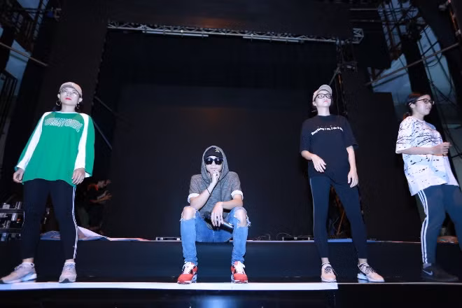 HLV The Voice Noo Phước Thịnh, ca sĩ triệu view Soobin Hoàng Sơn sẽ làm nóng lễ trao giải Âm nhạc Cống hiến ảnh 7