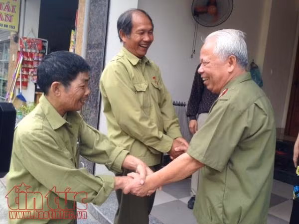 Xúc động giây phút gặp lại của cựu chiến binh xe tăng ảnh 3