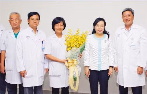 Thầm lặng đi xin sự sống từ cái chết ảnh 1