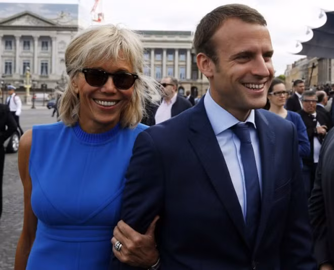 Chuyện tình cô trò nồng cháy của Tổng thống đắc cử Pháp Emmanuel Macron ảnh 10
