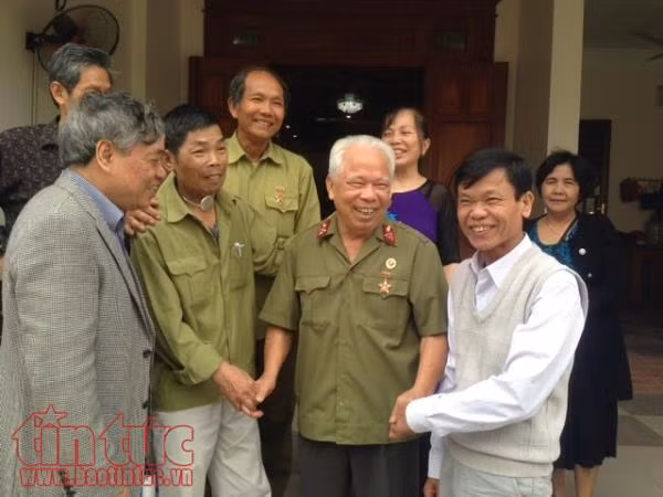 Xúc động giây phút gặp lại của cựu chiến binh xe tăng ảnh 4
