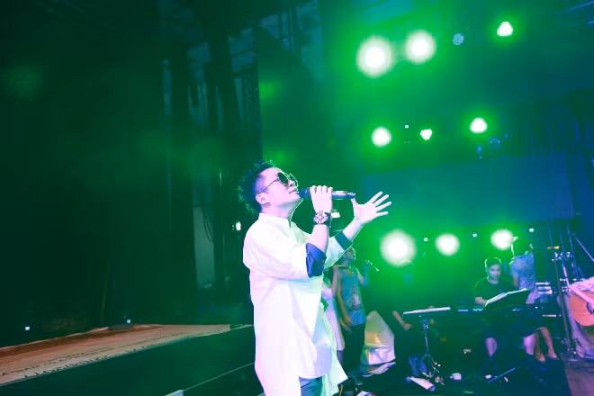 HLV The Voice Noo Phước Thịnh, ca sĩ triệu view Soobin Hoàng Sơn sẽ làm nóng lễ trao giải Âm nhạc Cống hiến ảnh 14