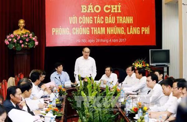 Báo chí có vai trò rất lớn trong đấu tranh phòng, chống tham nhũng ảnh 1