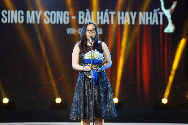 Giải thưởng âm nhạc Cống hiến: Khắc Hưng giành cú đúp, 'Ông bà anh' và Sing My Song nhận giải xứng đáng ảnh 19