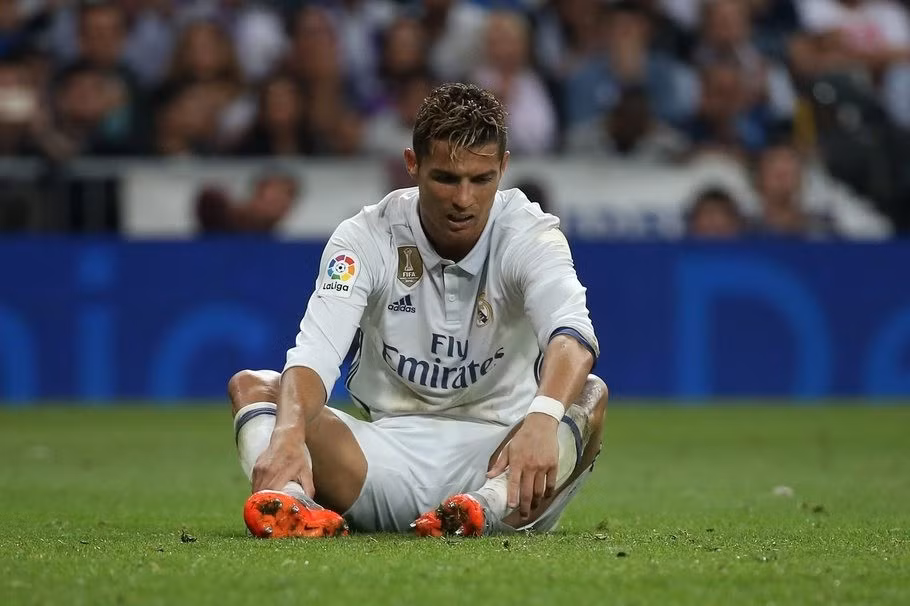 Messi cán mốc 500 bàn thắng, Barcelona 'vượt trái' Real Madrid trên đường đua La Liga ảnh 5