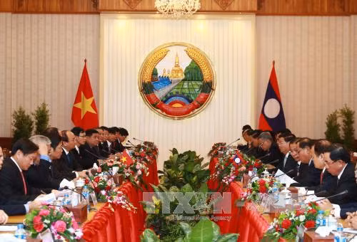 Lễ đón trọng thể Thủ tướng Nguyễn Xuân Phúc tại thủ đô Viêng Chăn, Lào ảnh 3