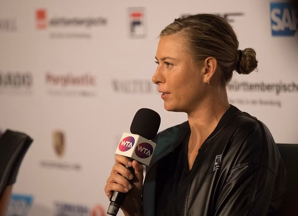 Maria Sharapova ngày về ấn tượng ảnh 4