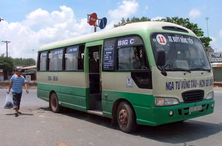 Xử lý xe buýt 'chặt chém' khách ảnh 1