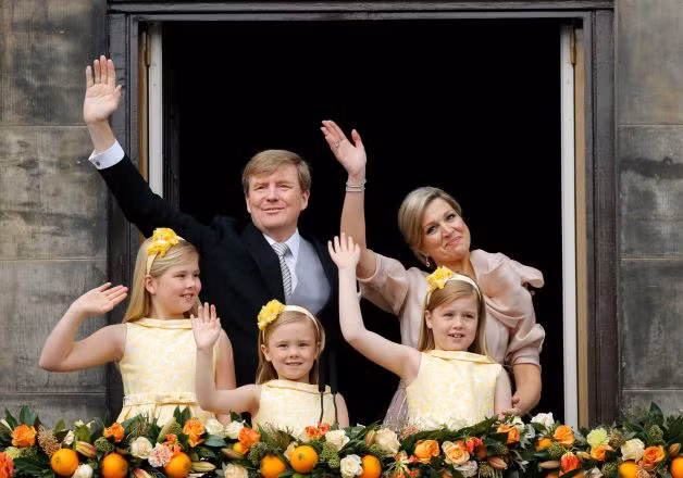 Willem-Alexander: Từ “hoàng tử bia” đến quốc vương Hà Lan ảnh 1