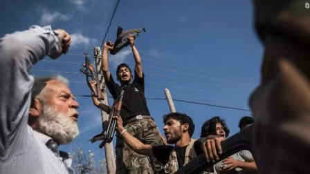 Phiến quân Syria tràn sang biên giới Thổ Nhĩ Kỳ ảnh 1