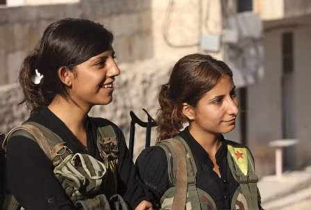 Chân dung nữ phiến quân Syria ảnh 8