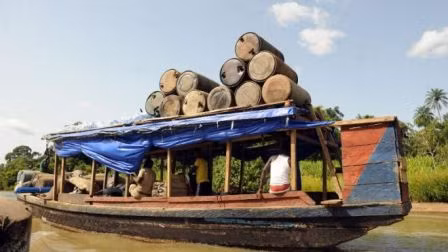 Lật tàu ở Nigeria, hơn 140 người chết và mất tích ảnh 1