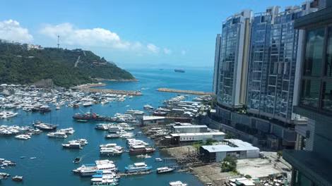 Số lượng triệu phú ở Hong Kong tăng gần 36% ảnh 1