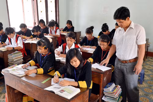 Nan giải bài toán đào tạo cử tuyển ảnh 1