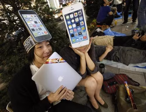 Háo hức ngày đầu iPhone 5S, 5C lên kệ ảnh 5