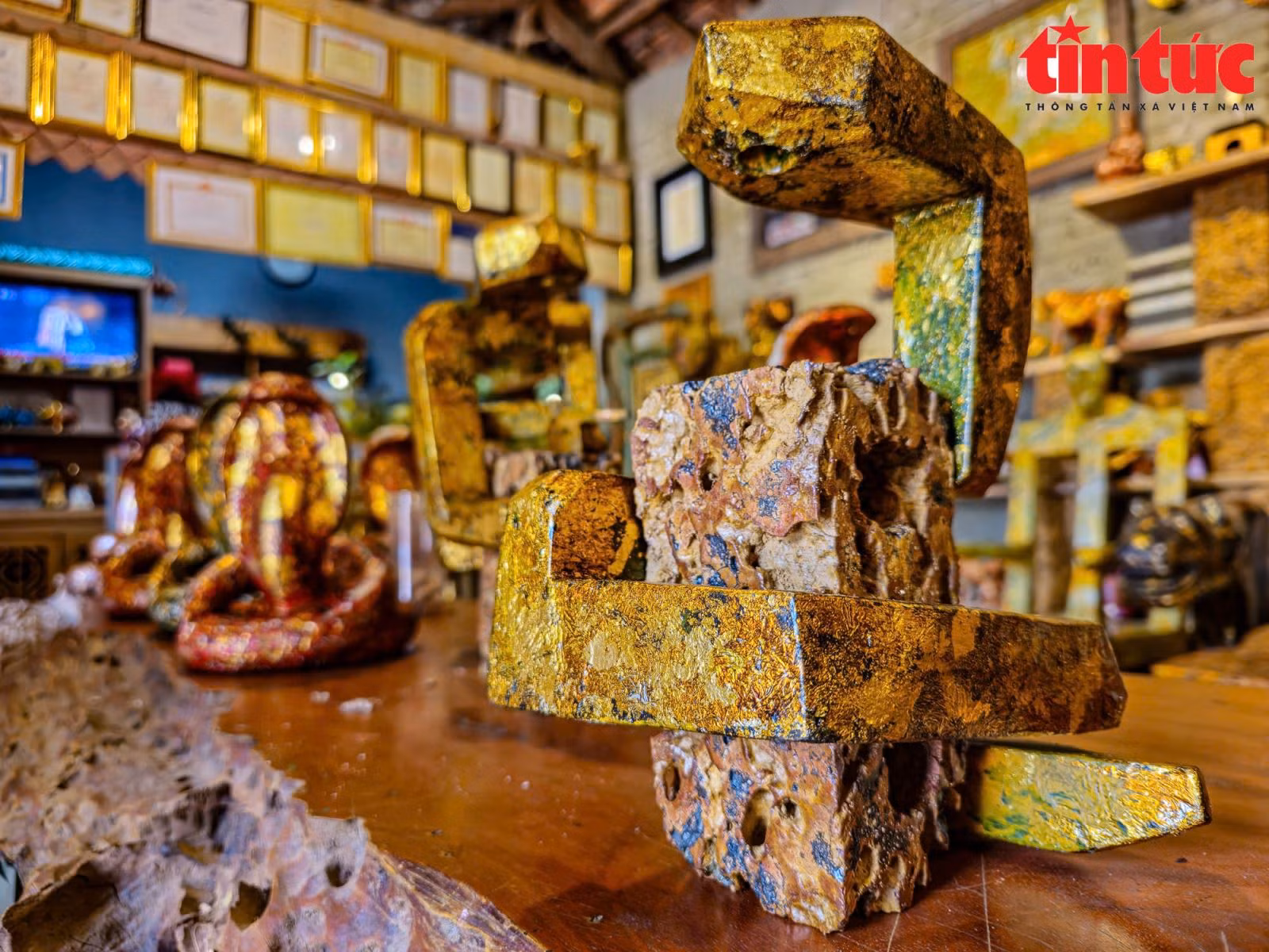 Chú thích ảnh