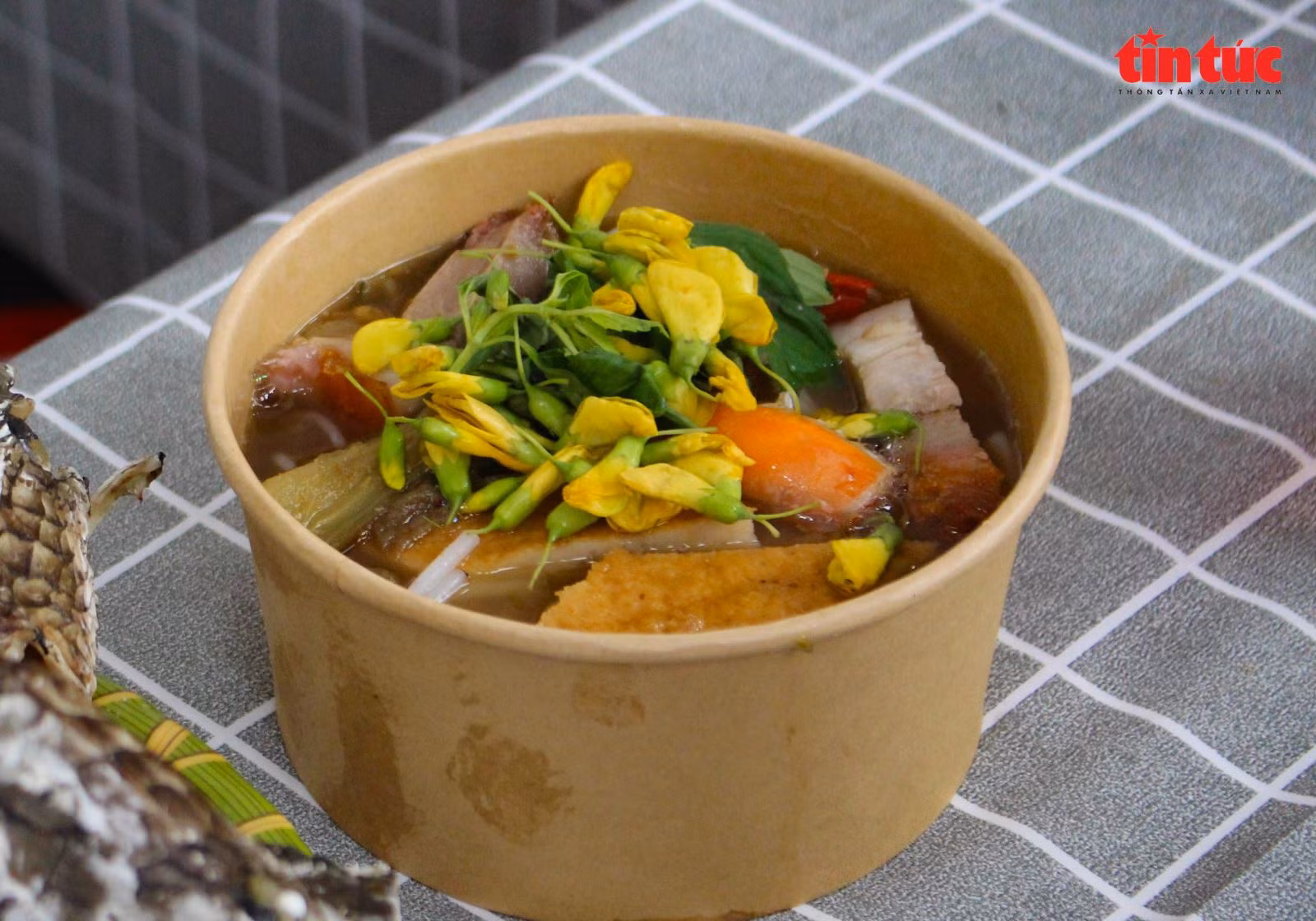 Chú thích ảnh