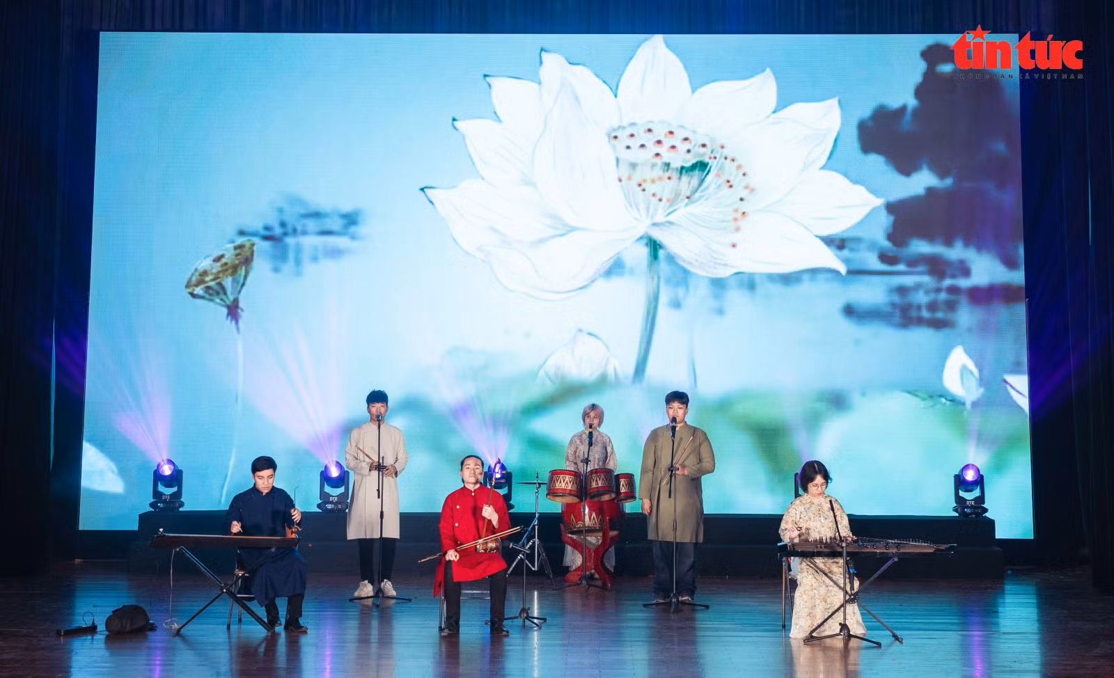 Chú thích ảnh