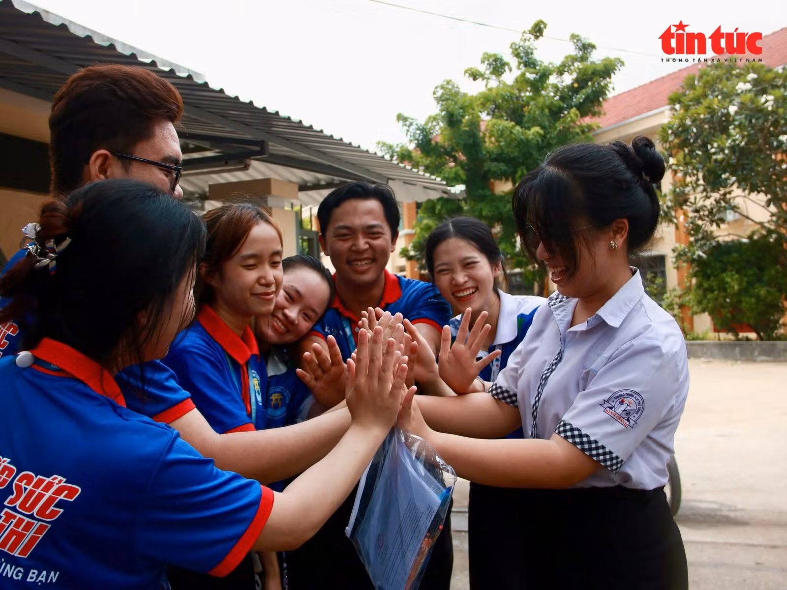 Chú thích ảnh